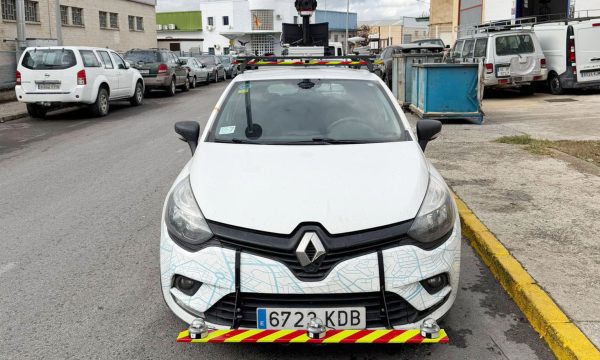 COCHE_UBIQUA_FRONTAL_